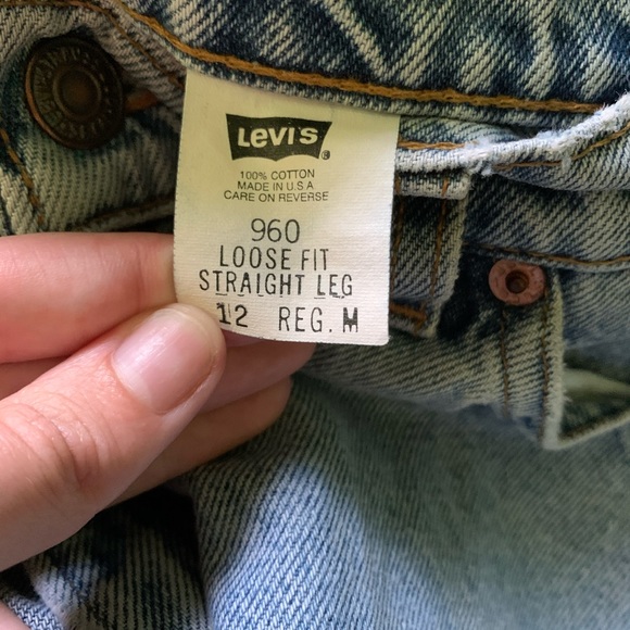 Vintage Levi 960 Jeans - Picture 4 of 5